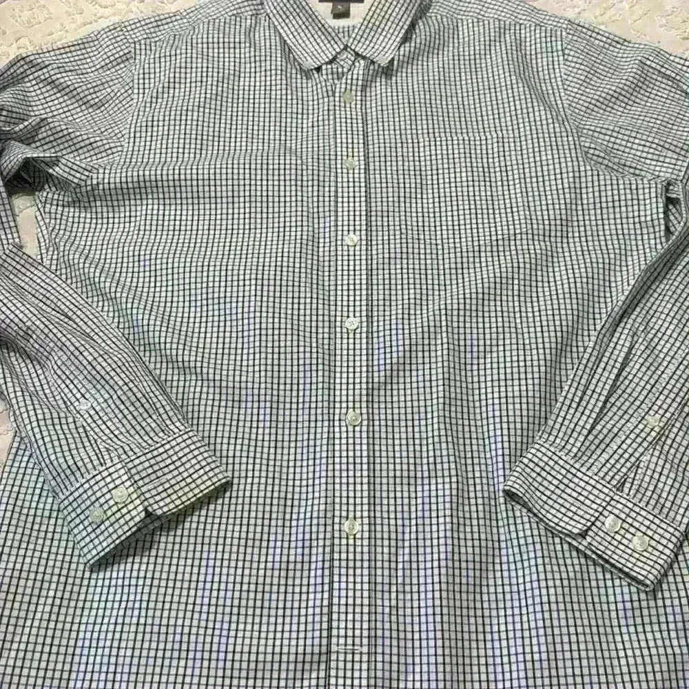 Eddie Bauer wrinkle free relaxed fit button-down dress shirt men’s size TL - Picture 9 of 9